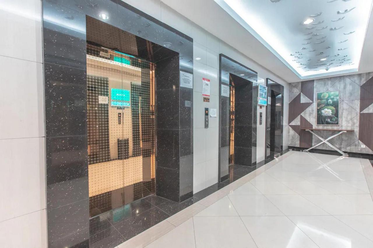 Redliving Apartemen Grand Kamala Lagoon - Pekayon Tower Barclay North Bekasi Dış mekan fotoğraf